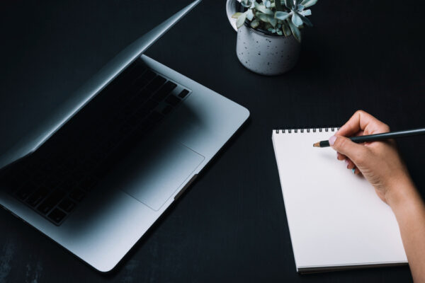 باقة كتابة محتوى سوشيال ميديا